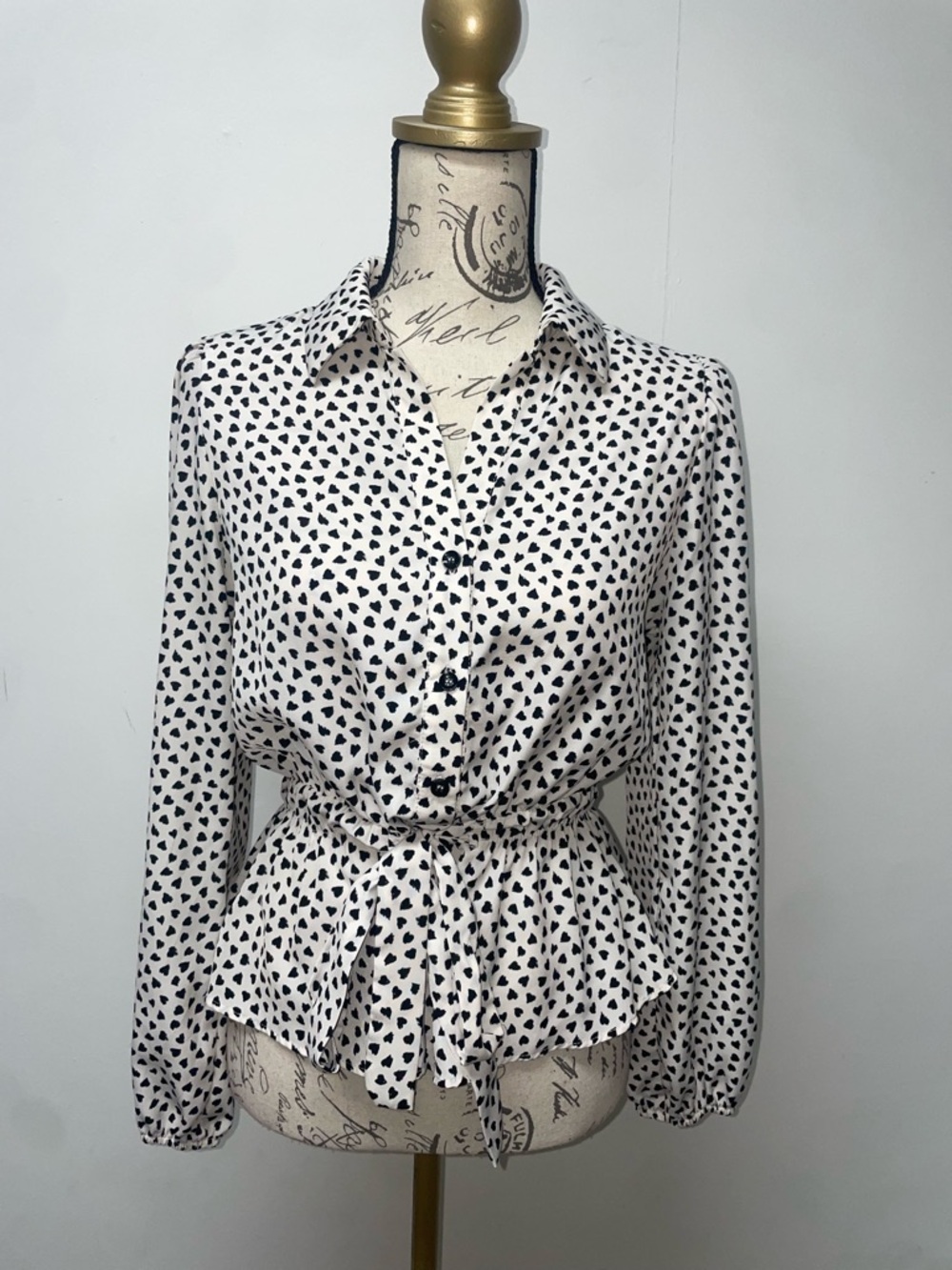 Sweet Rain Cream Button-Front Heart Print Shirt